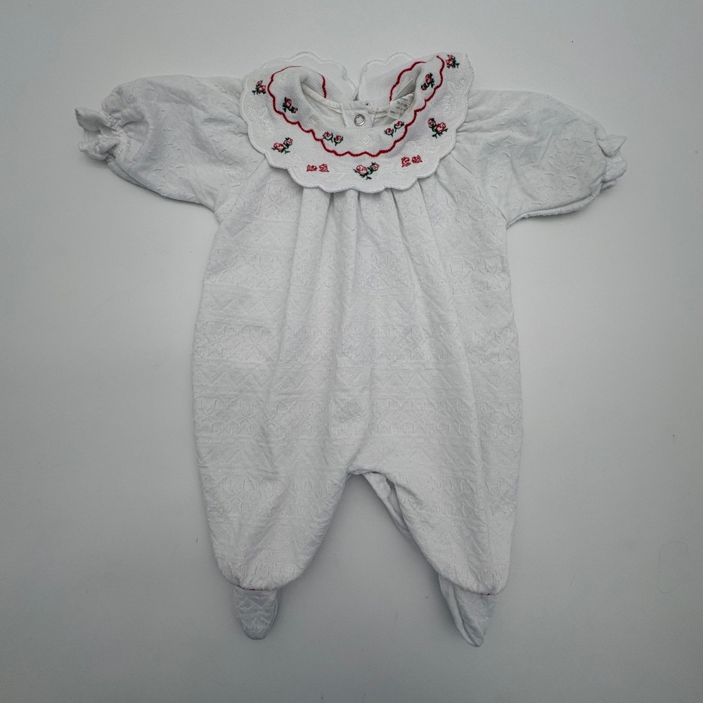 Baby Dior Vintage White Pointelle Footed Sleeper Rose Embroidered Collar Small